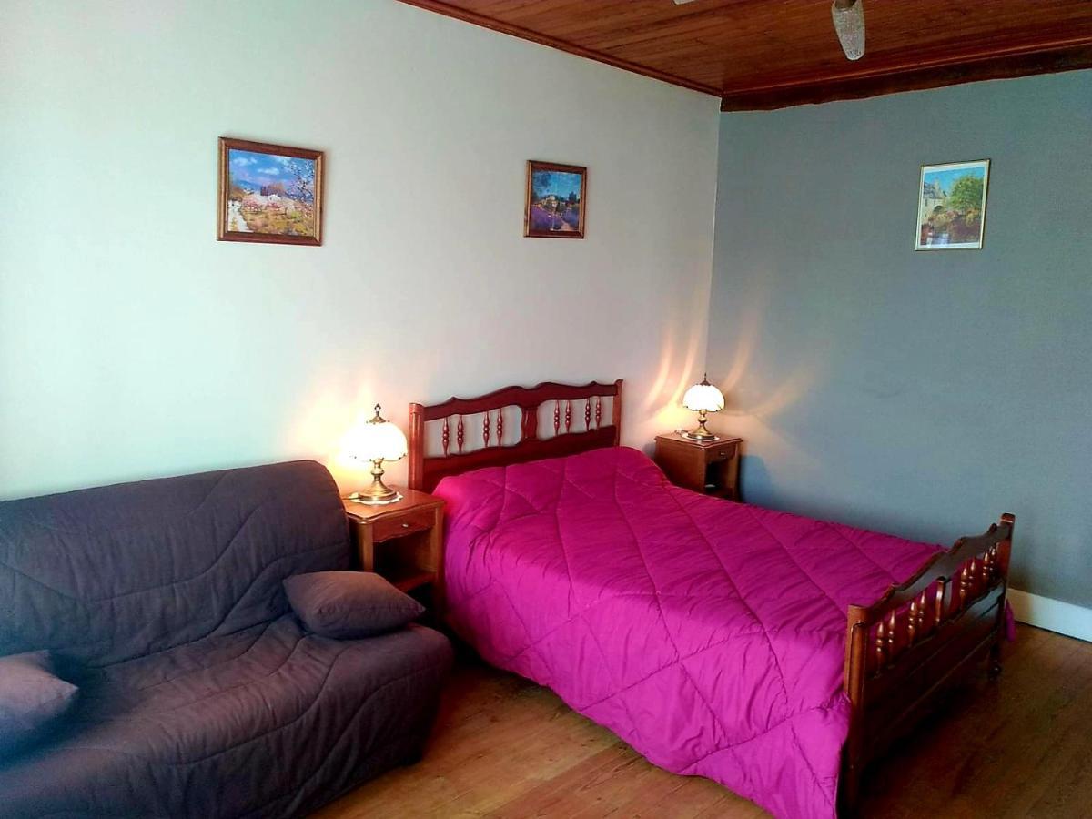 Maison Confortable Avec Vue Sur La Montagne A Charix Dış mekan fotoğraf